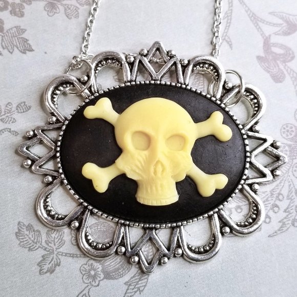 Baroque Vintage - Custom Jewelry - Skull & Crossbones Black Cameo Ornate Necklace